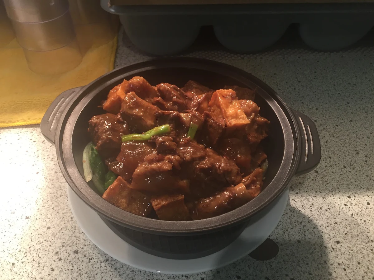 Braised Tofu with Mixed Meat Hot Pot 红烧豆腐